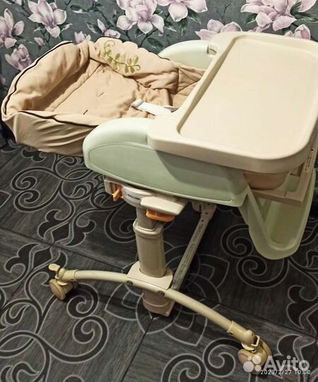 Стульчик-кроватка для новорожденного