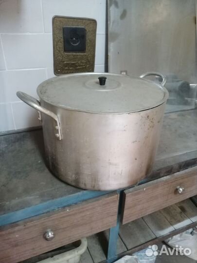 Большие советские алюминиевые кастрюли (20 и 50л)