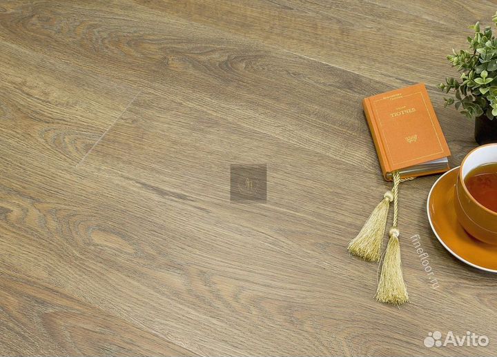 Кварцвиниловая плитка клеевая