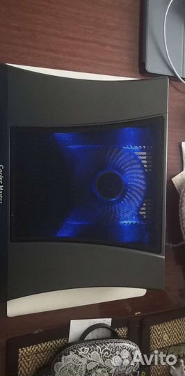 Подставка с охлаждением для ноутбука