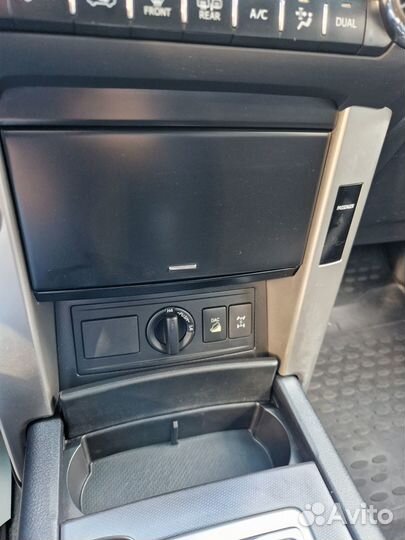 Toyota Land Cruiser Prado 4.0 AT, 2010, 216 000 км