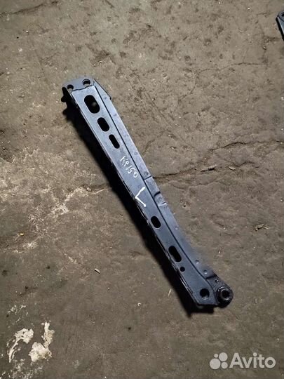 Балка продольная Toyota Corolla E150