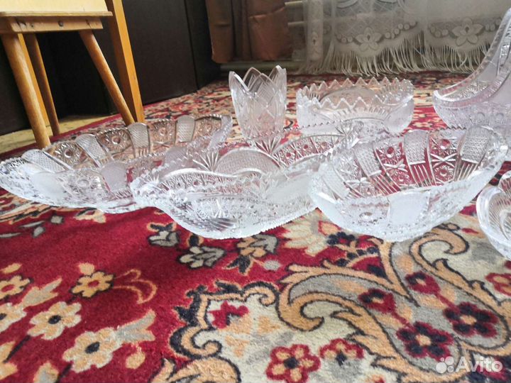 Хрустальные ладьи, салатницы