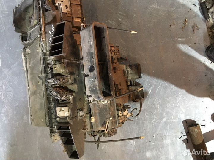 Корпус печки Mercedes W140