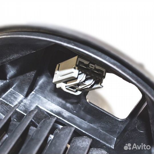 Мотор отопителя Volvo S60 (00-09), S80 (98-06)