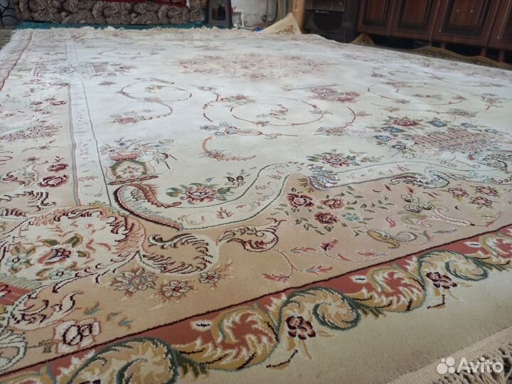 Ковер 240 на 340