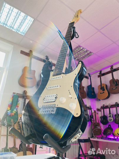 Электрогитара Yamaha EG112