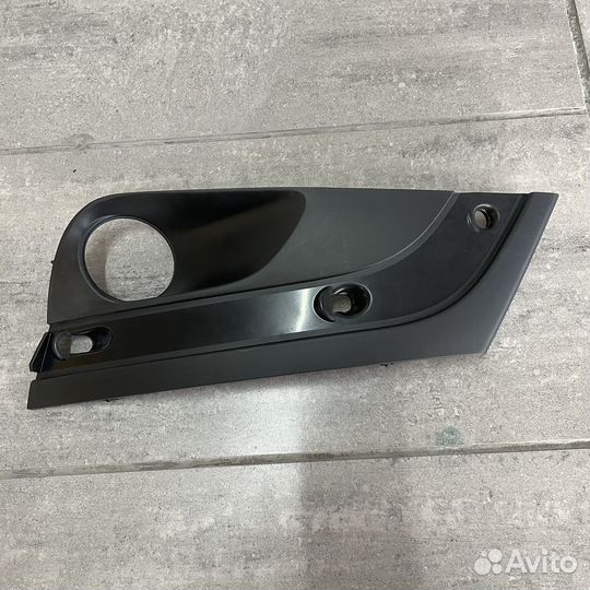Накладка рамка птф левая LADA Vesta 8450008881