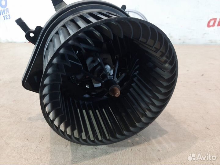 Мотор печки Mini Countryman R60 N16B16A 2012