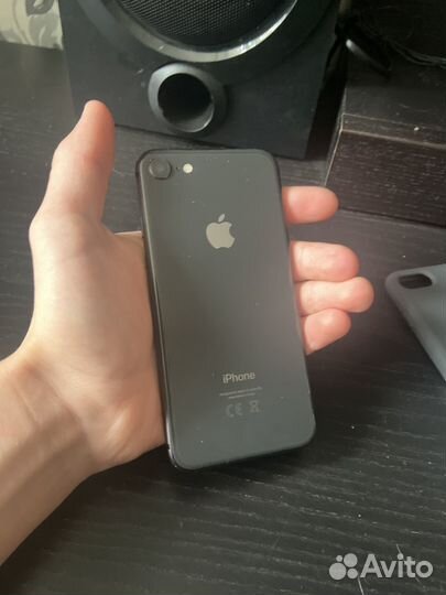 iPhone 8, 64 ГБ