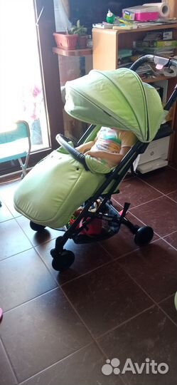 Детская прогулочная легкая коляска