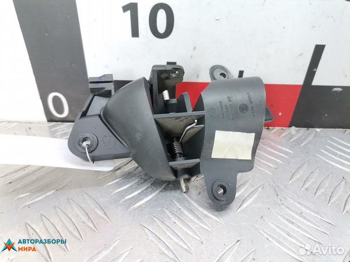 Ручка внутренняя передняя левая Volkswagen T5