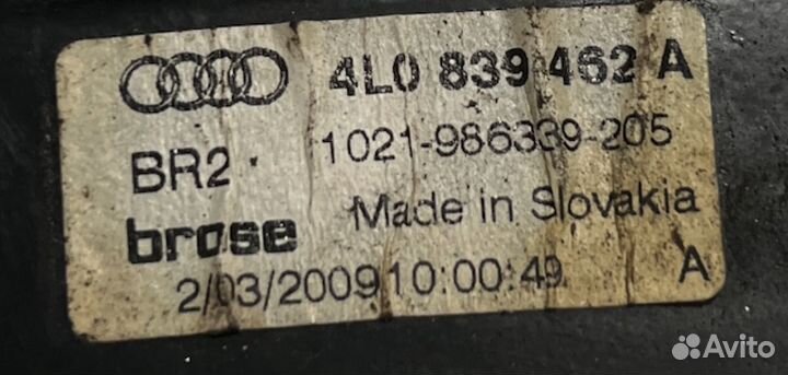 Стеклоподъемник Audi Q7