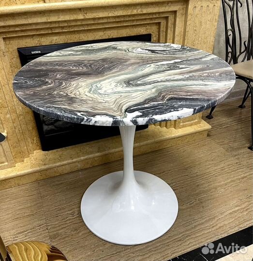 Круглый стол лофт