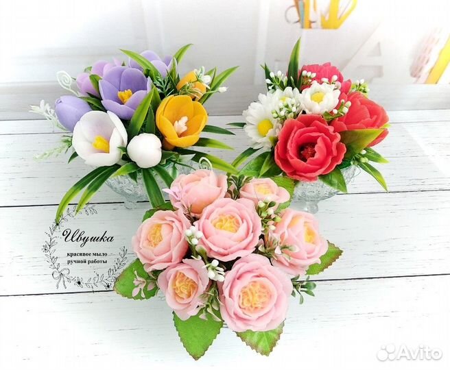 Мыло ручной работы, цветочная композиция