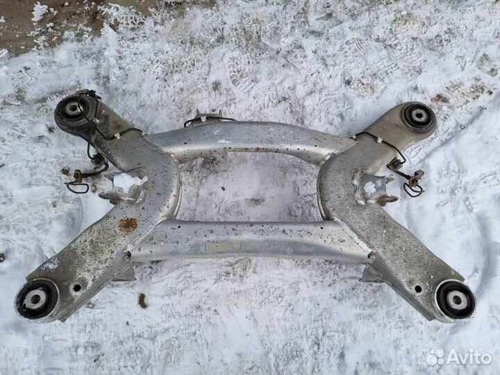 Подрамник задний Volkswagen Phaeton