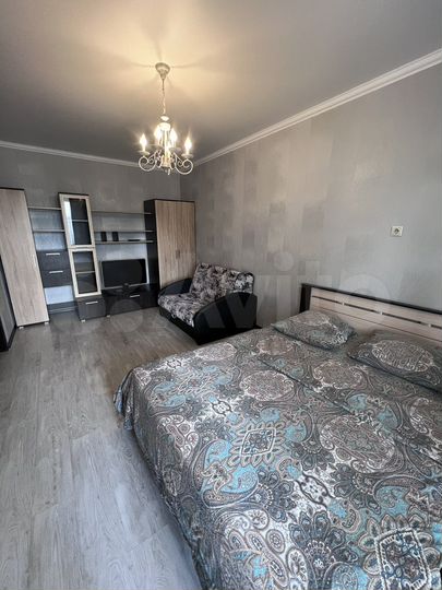 1-к. квартира, 42 м², 12/15 эт.