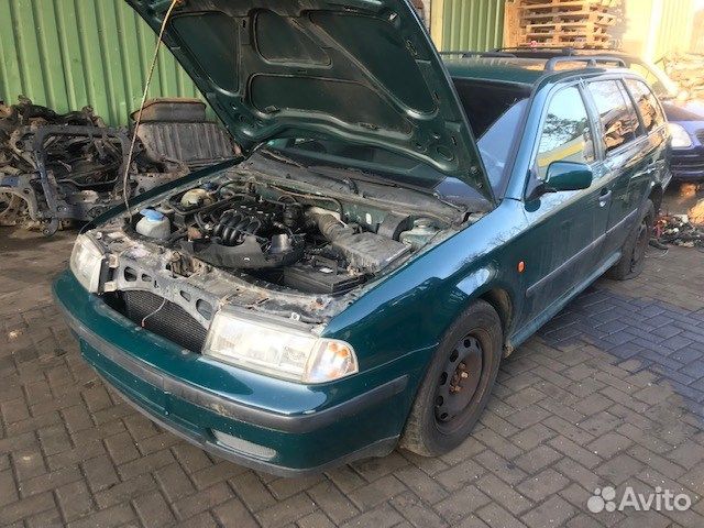 Разбор на запчасти Skoda Octavia Tour