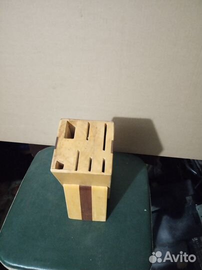 Подставка для ножей деревянная