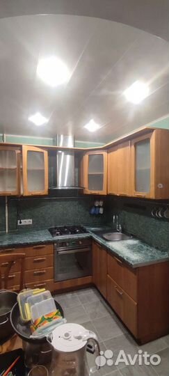 Кухонный гарнитур угловой бу для маленькой кухни