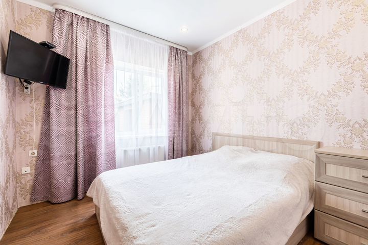 Коттедж 100 м² на участке 5 сот.