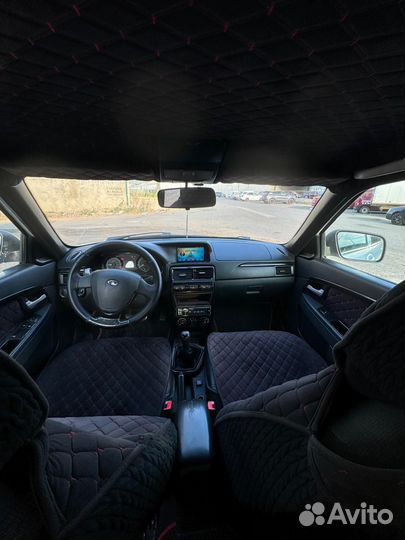 LADA Priora 1.6 МТ, 2014, 300 000 км