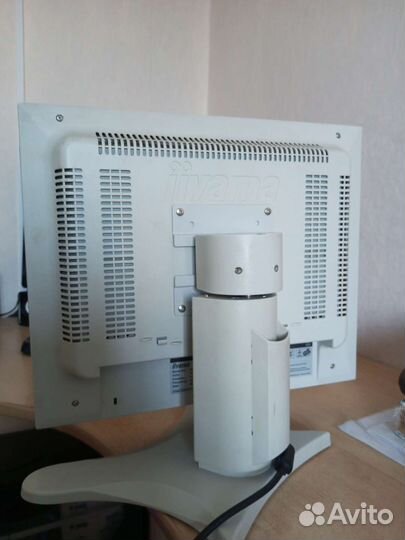 Монитор iiyama AS4612UT
