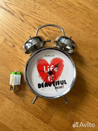 Часы будильник