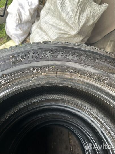 Dunlop Winter Maxx SJ8 225/65 R17 102R