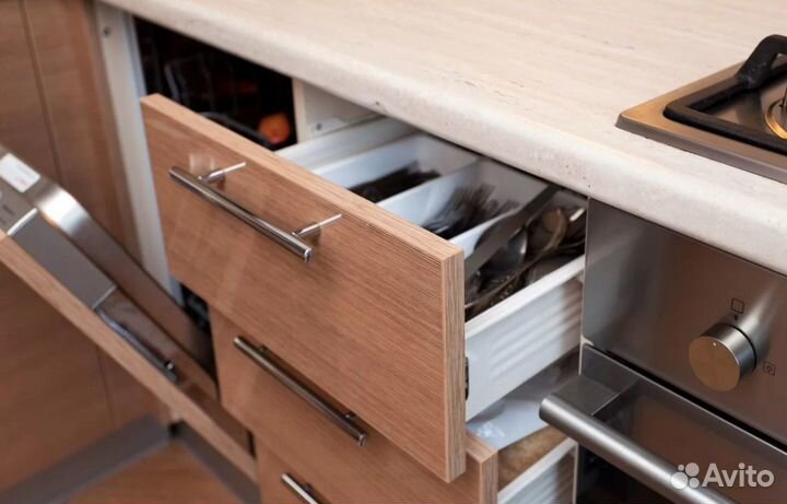 Кухонный гарнитур цена за всё