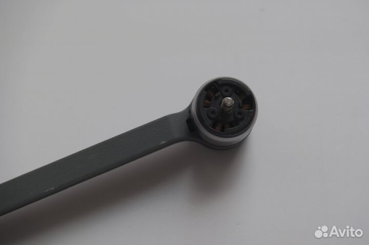 Луч-рычаг задний правый Dji mavic