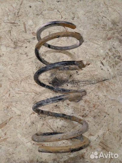 Пружина передняя Hyundai Santa Fe classic G6BA