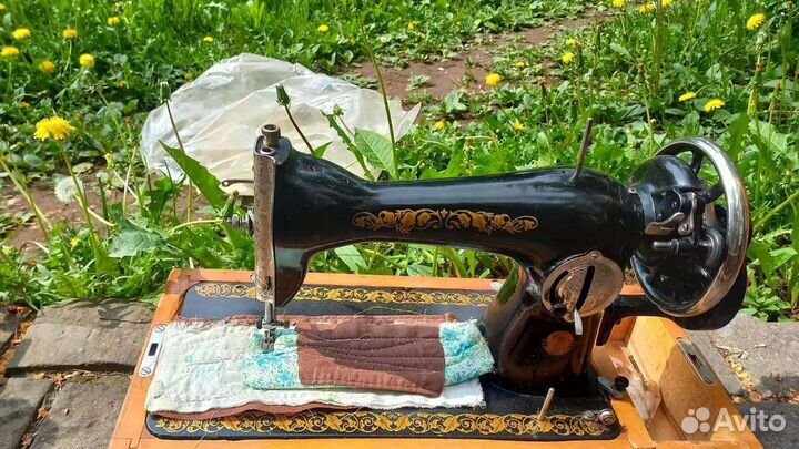 Швейная машинка подольск 2м