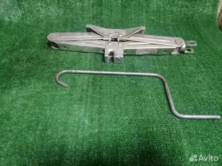 Домкрат lifan