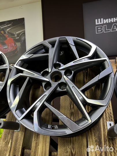 Khomen Wheels 7x17 5x114,3 ET48,5 D67,1 KHW1716