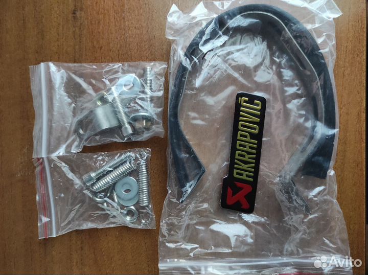 Глушитель Akrapovic универсальный для мотоцикла