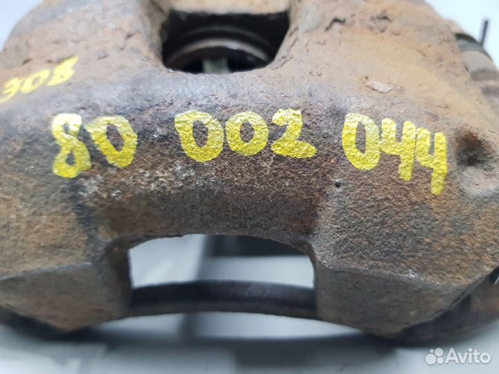 Суппорт левый Peugeot 308 (2007-2015)