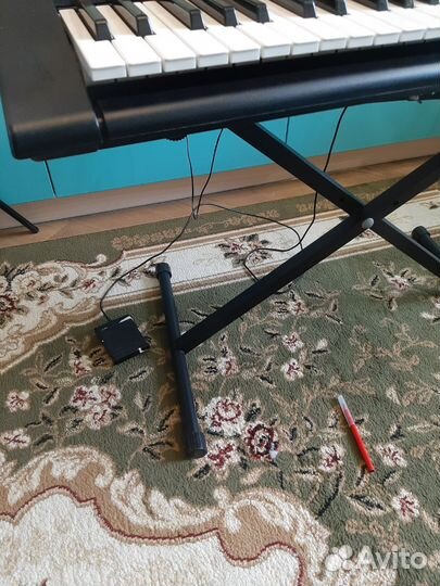 Синтезатор yamaha psr r200