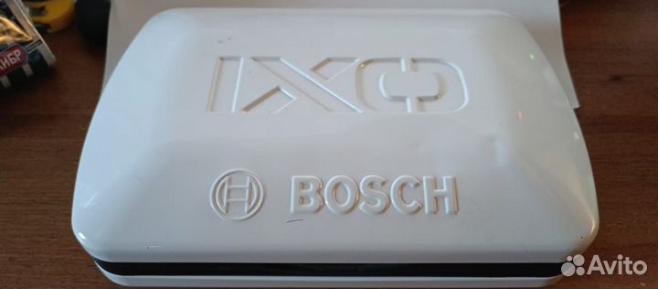 Аккумуляторная отвертка Bosch IXO