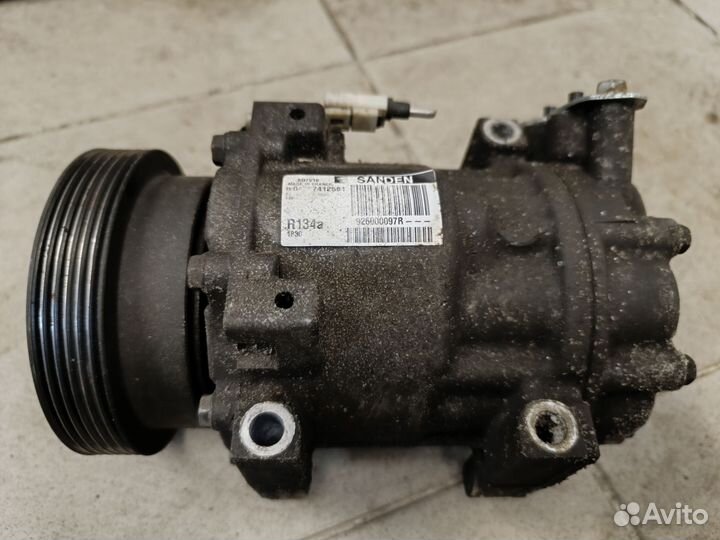 Компрессор кондиционера LADA largus