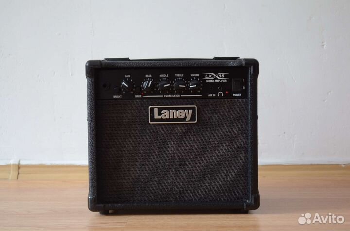 Комбоусилитель Laney lx15