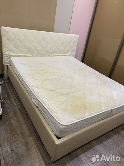 Кровать с матрасом160на200 Аскона,подбемный механи