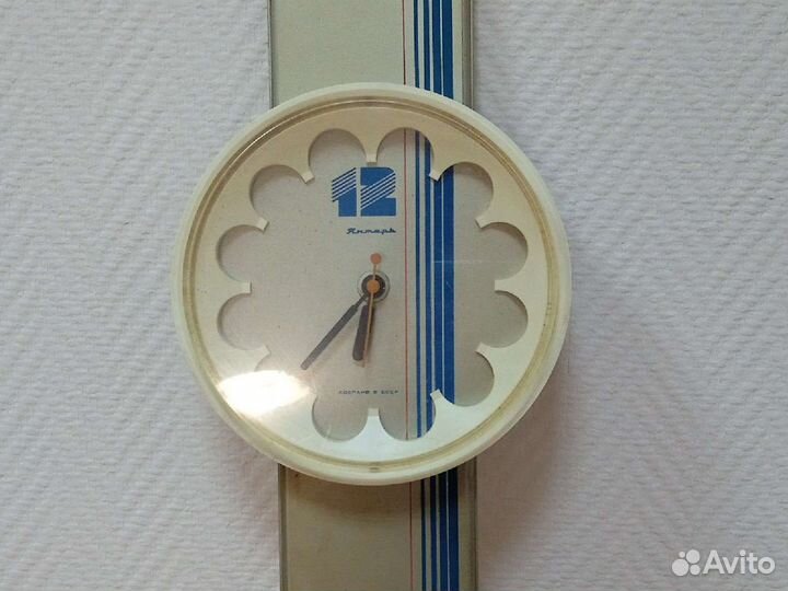 Часы Агат, Янтарь, Витязь