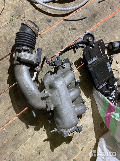 Головки блока цилиндров,vq35de