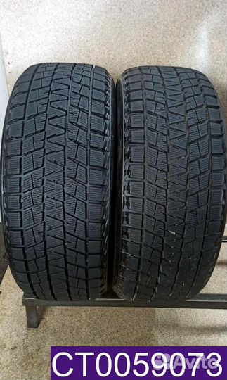 Bridgestone Blizzak DM-V1 285/45 R22 96T