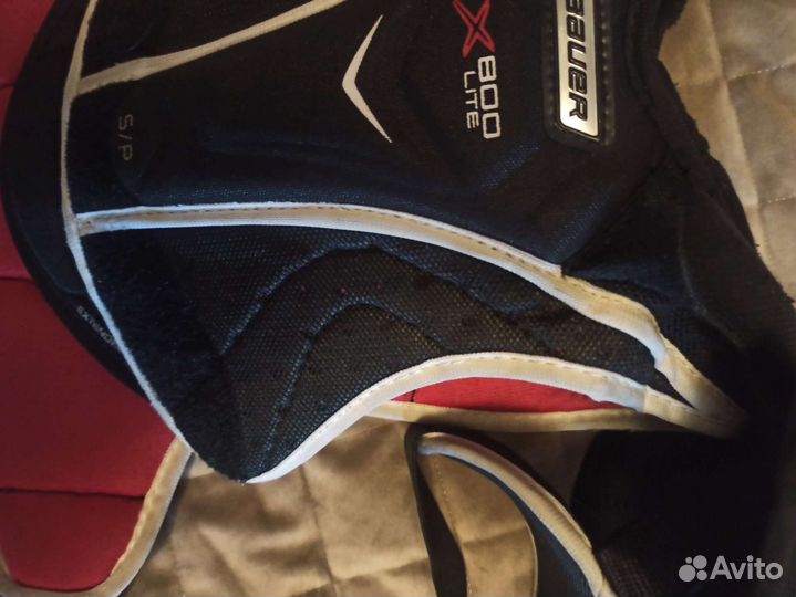 Нагрудник хоккейный bauer 800 lite s