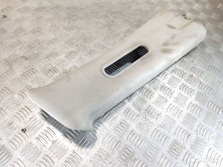 Обшивка стойки правая Ssang yong Rexton 2001 2006