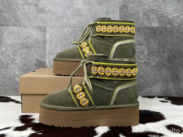 UGG Classic Mini Platform Khaki