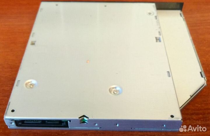 Dvd привод для ноутбука UJ8B0