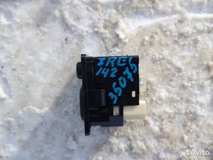 Блок управления зеркалами Toyota Corolla Fielder